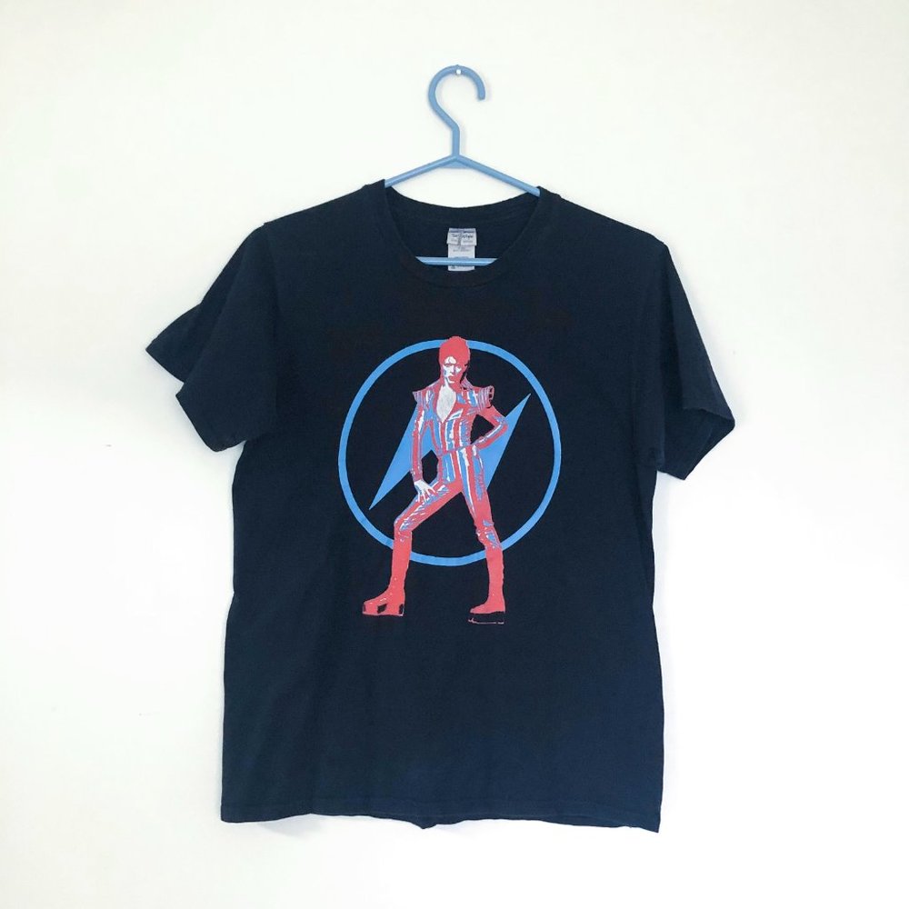 David bowie shirt size medium graphic tee t-shirt size medium unisex band tee